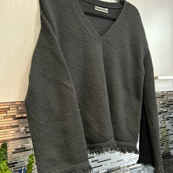 Anthropologie sweater - Picture 2 of 4